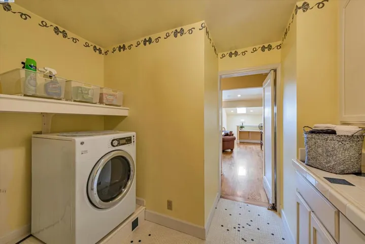 18850 Brickell Way, Castro Valley, California 94546