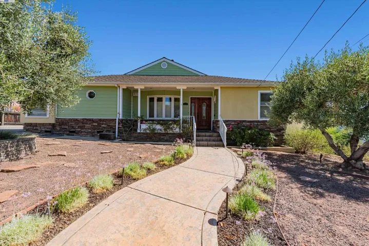18850 Brickell Way, Castro Valley, California 94546