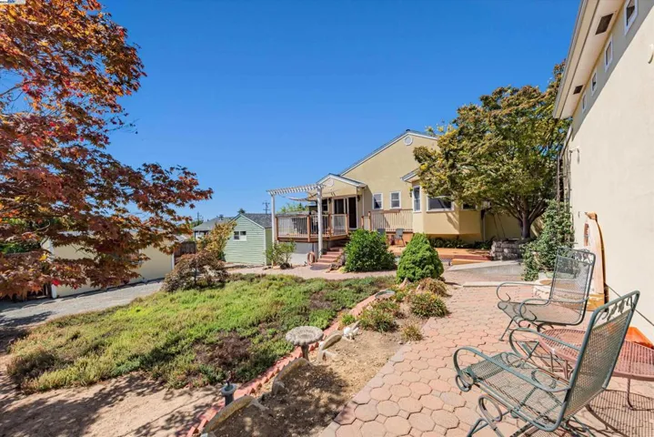 18850 Brickell Way, Castro Valley, California 94546