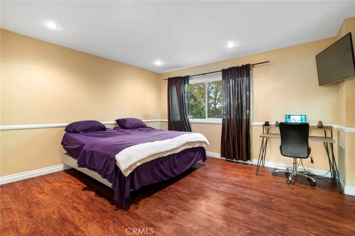 6852 Hatillo Avenue A, Winnetka, California 91306