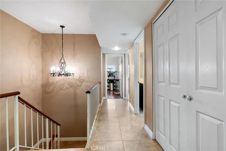6852 Hatillo Avenue A, Winnetka, California 91306