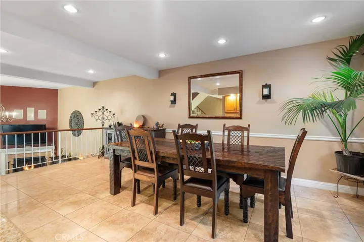 6852 Hatillo Avenue A, Winnetka, California 91306