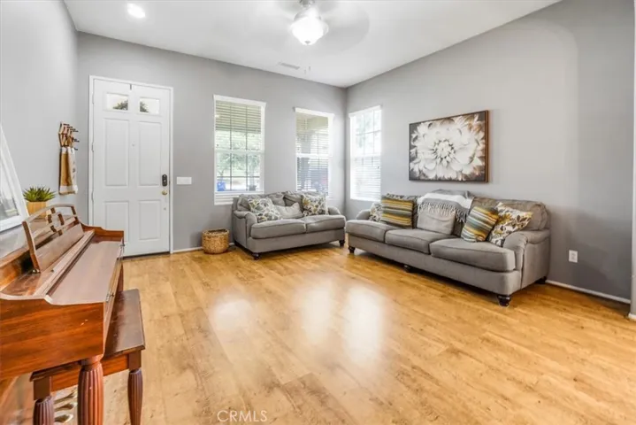 33603 Warwick Hills Road, Yucaipa, California 92399