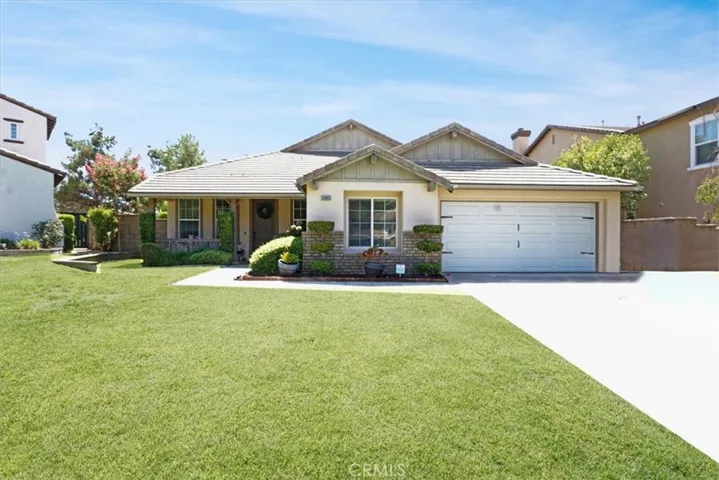 33603 Warwick Hills Road, Yucaipa, California 92399