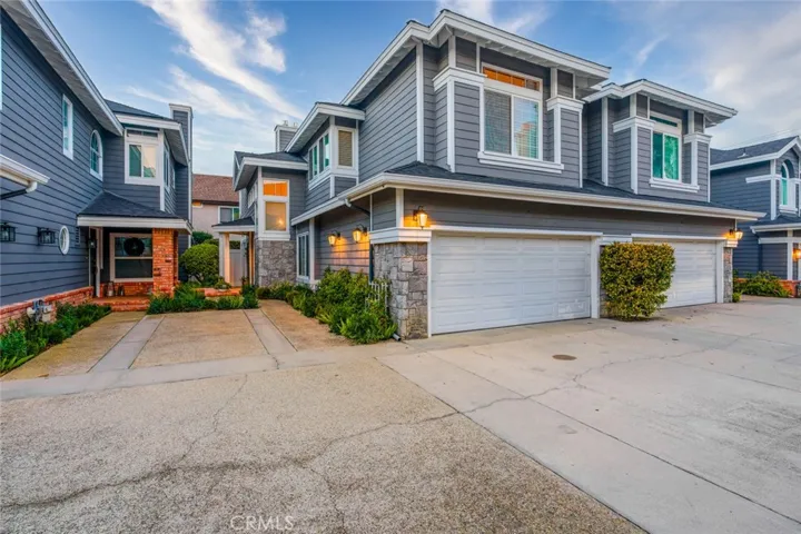 2501 E 16th Street C, Newport Beach, California 92663
