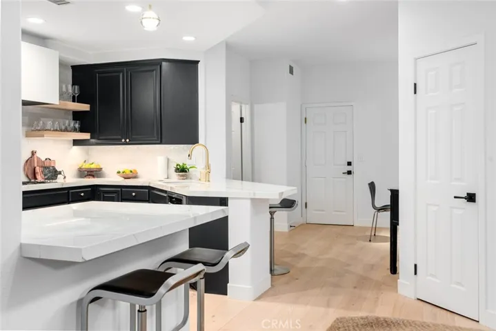 2501 E 16th Street C, Newport Beach, California 92663