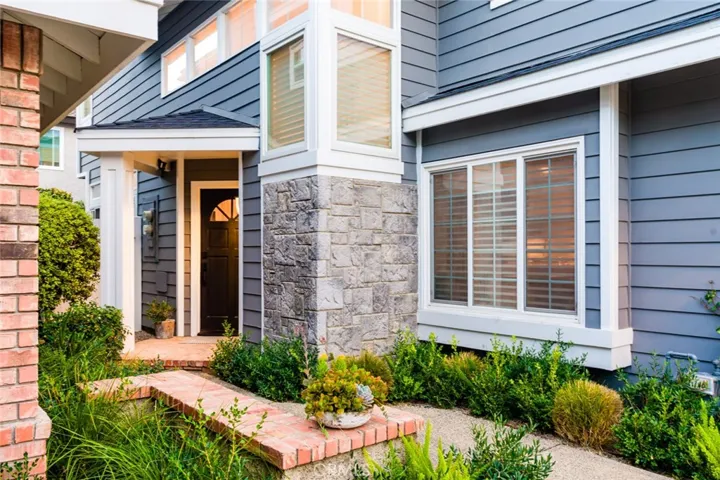 2501 E 16th Street C, Newport Beach, California 92663