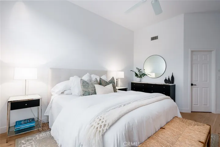 2501 E 16th Street C, Newport Beach, California 92663