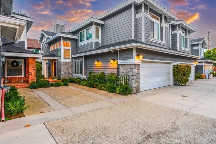 2501 E 16th Street C, Newport Beach, California 92663
