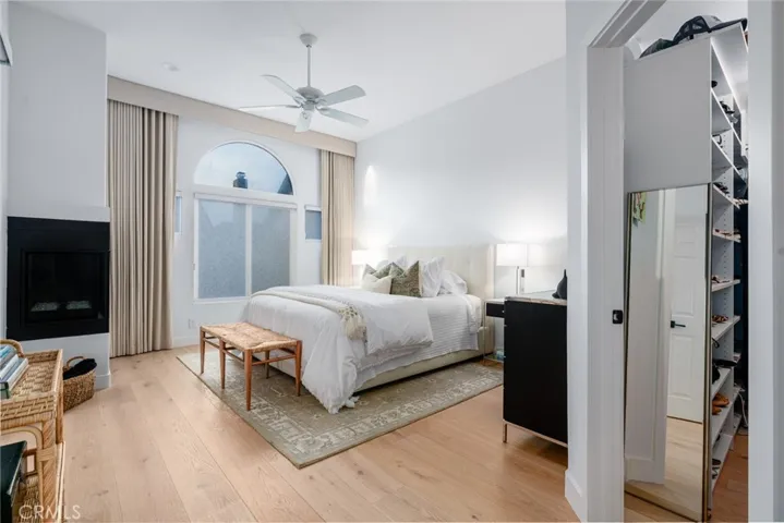 2501 E 16th Street C, Newport Beach, California 92663