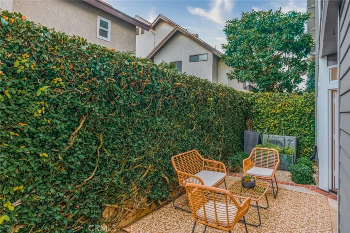 2501 E 16th Street C, Newport Beach, California 92663