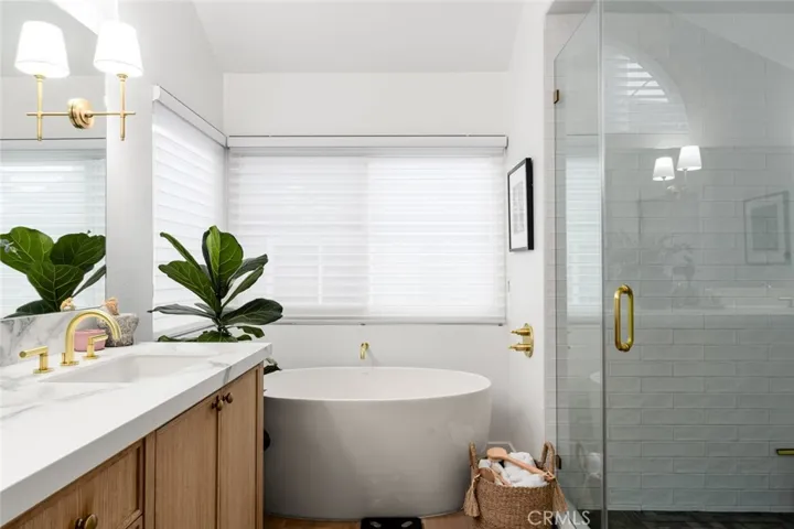 2501 E 16th Street C, Newport Beach, California 92663