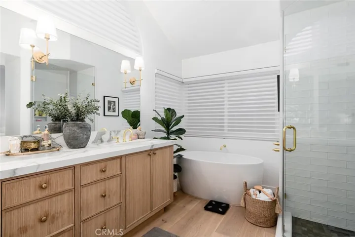 2501 E 16th Street C, Newport Beach, California 92663