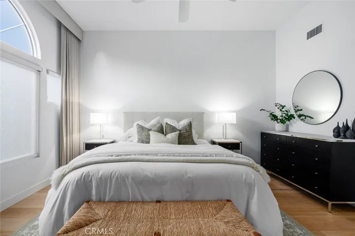 2501 E 16th Street C, Newport Beach, California 92663