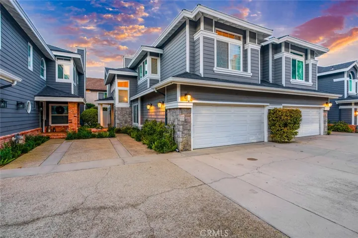 2501 E 16th Street C, Newport Beach, California 92663