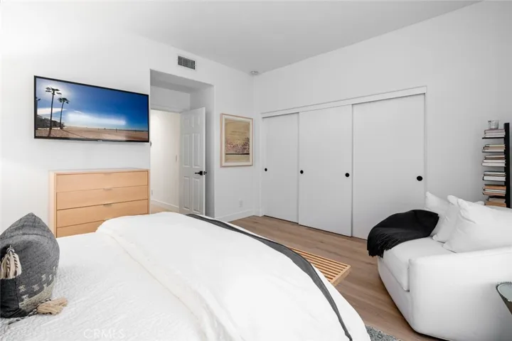 2501 E 16th Street C, Newport Beach, California 92663