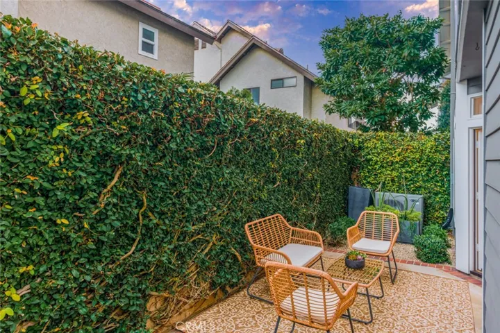 2501 E 16th Street C, Newport Beach, California 92663
