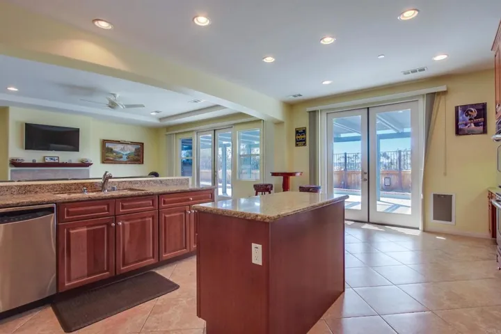2351 Clearcrest Lane, Fallbrook, California 92028