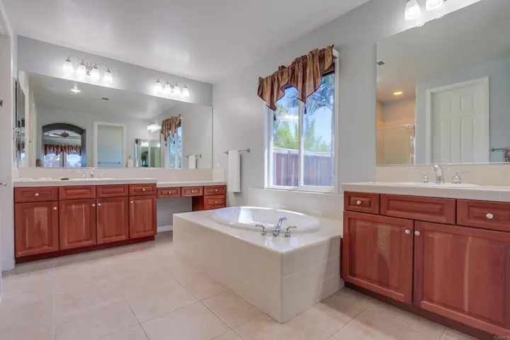2351 Clearcrest Lane, Fallbrook, California 92028
