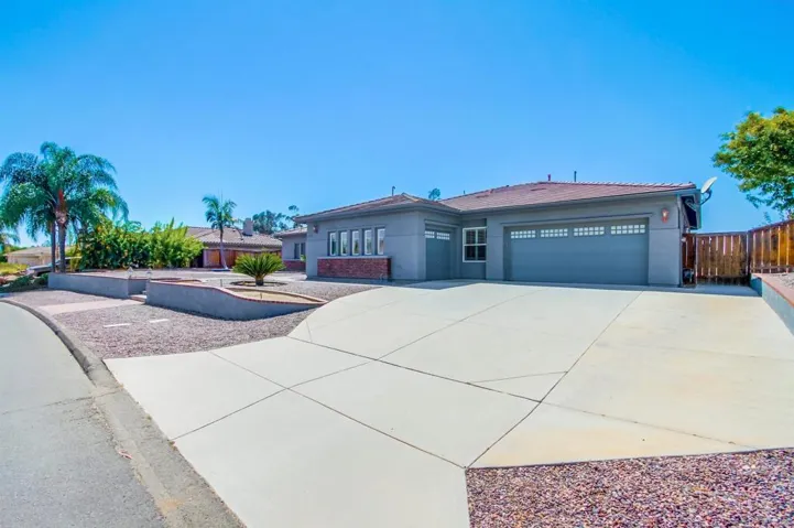 2351 Clearcrest Lane, Fallbrook, California 92028