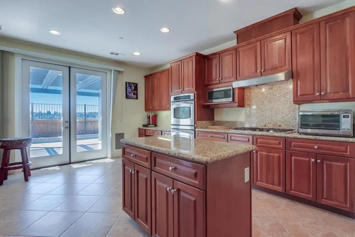 2351 Clearcrest Lane, Fallbrook, California 92028