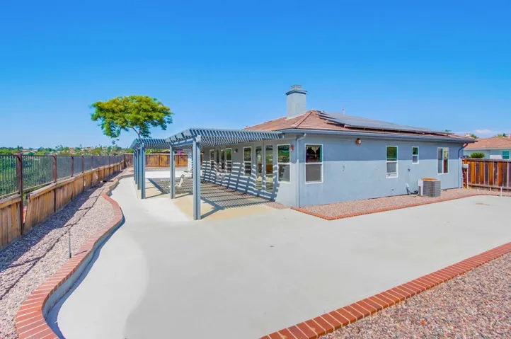 2351 Clearcrest Lane, Fallbrook, California 92028