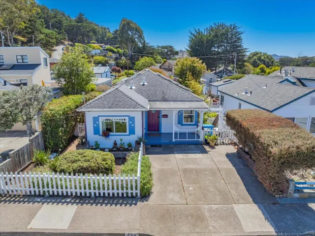 266 Brighton Road, Pacifica, California 94044