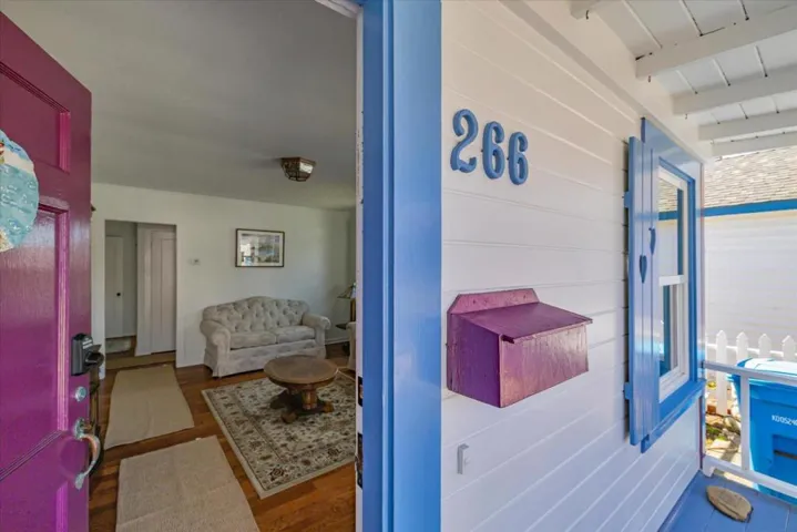 266 Brighton Road, Pacifica, California 94044