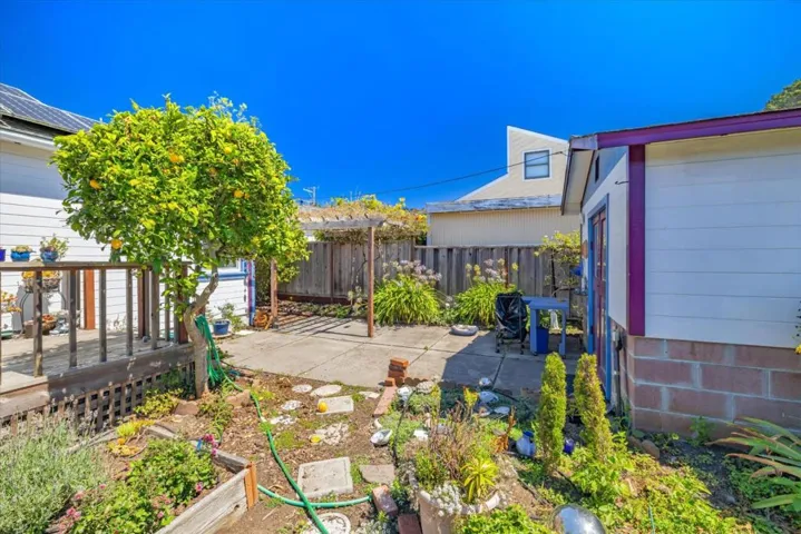 266 Brighton Road, Pacifica, California 94044