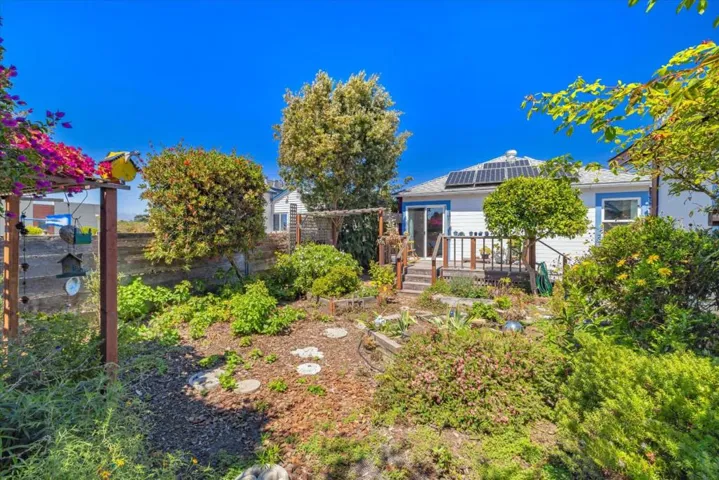 266 Brighton Road, Pacifica, California 94044