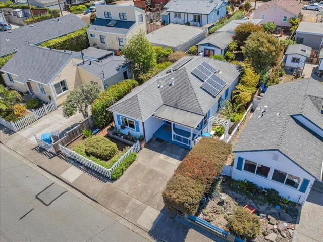 266 Brighton Road, Pacifica, California 94044
