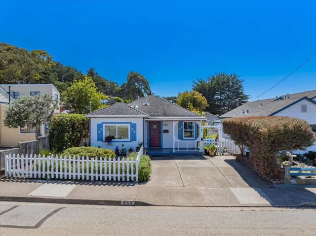 266 Brighton Road, Pacifica, California 94044