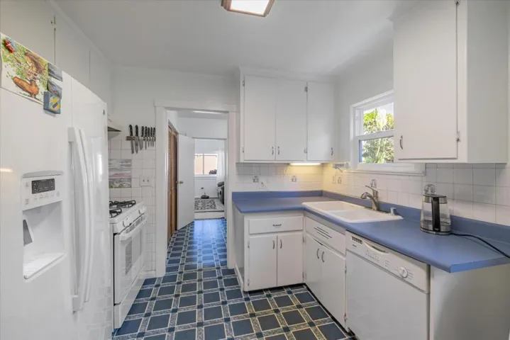 266 Brighton Road, Pacifica, California 94044