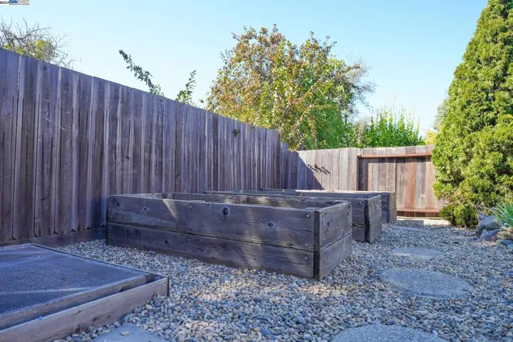 21659 Dolores St, Castro Valley, California 94546