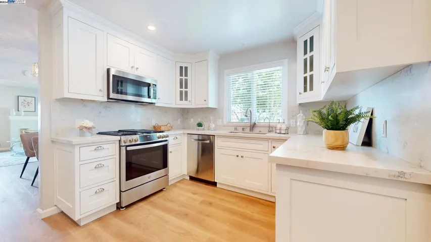 21659 Dolores St, Castro Valley, California 94546