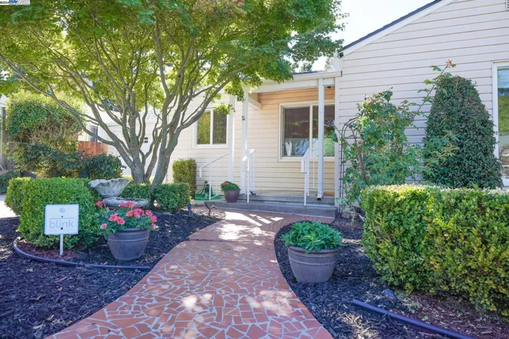 21659 Dolores St, Castro Valley, California 94546