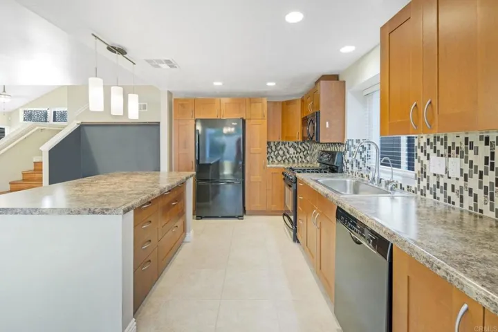 5423 Gooseberry Way, Oceanside, California 92057