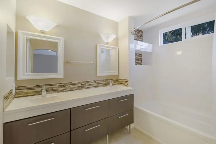 5423 Gooseberry Way, Oceanside, California 92057
