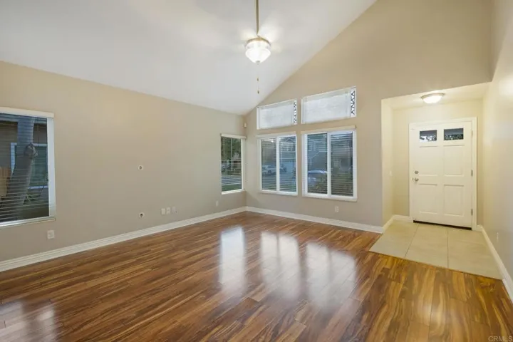 5423 Gooseberry Way, Oceanside, California 92057