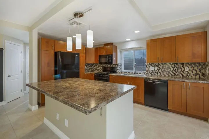 5423 Gooseberry Way, Oceanside, California 92057