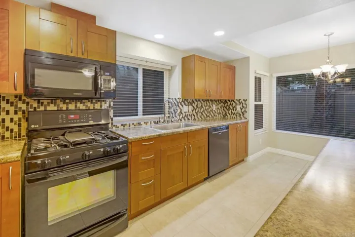 5423 Gooseberry Way, Oceanside, California 92057