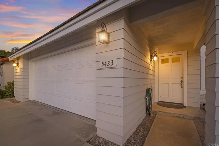 5423 Gooseberry Way, Oceanside, California 92057
