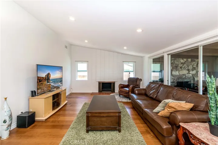 27025 Woodbrook Road, Rancho Palos Verdes, California 90275