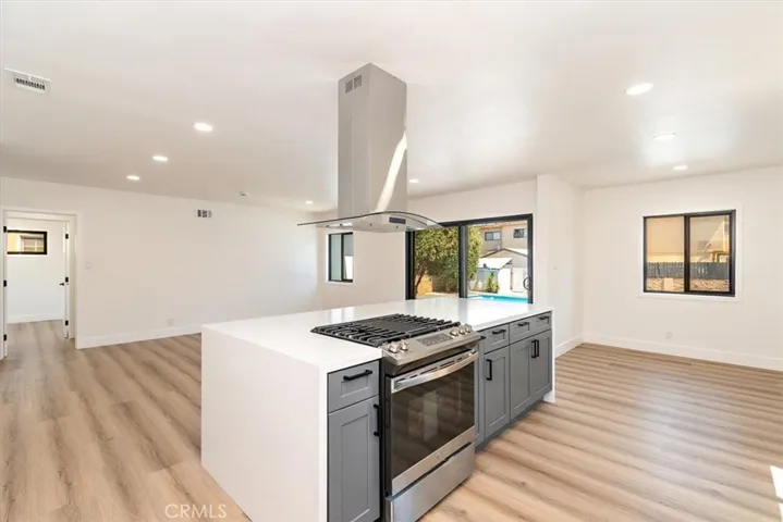 7838 Fair Avenue, Sun Valley, California 91352