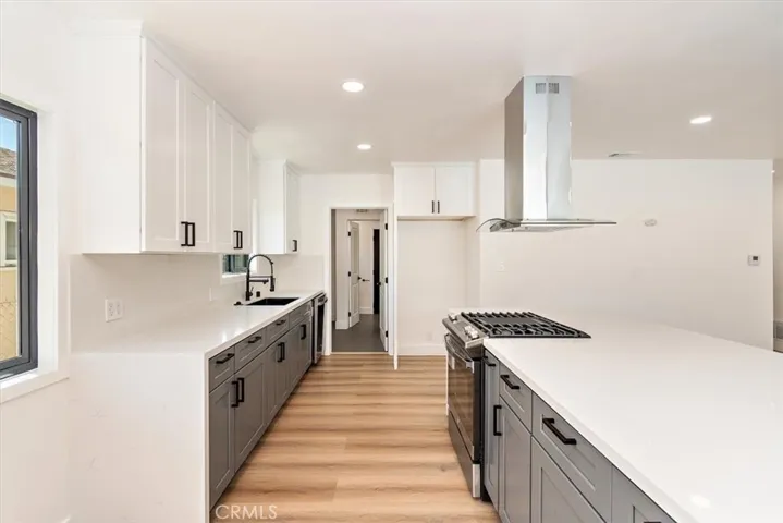 7838 Fair Avenue, Sun Valley, California 91352