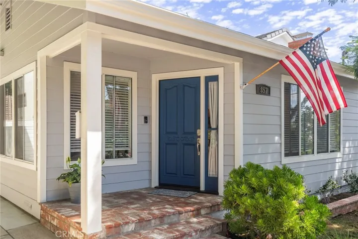 857 11th Street, Manhattan Beach, California 90266