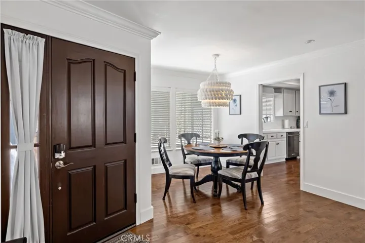 857 11th Street, Manhattan Beach, California 90266