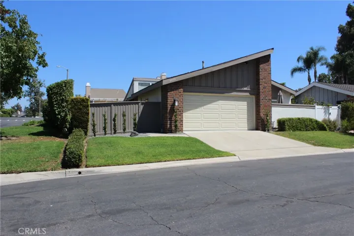 24771 Summerwind Lane, Lake Forest, California 92630