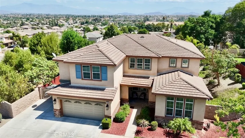9506 Newbridge Drive, Riverside, California 92508
