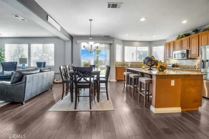 9506 Newbridge Drive, Riverside, California 92508